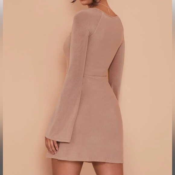 Gorgeous mini dress - Picture 5 of 6